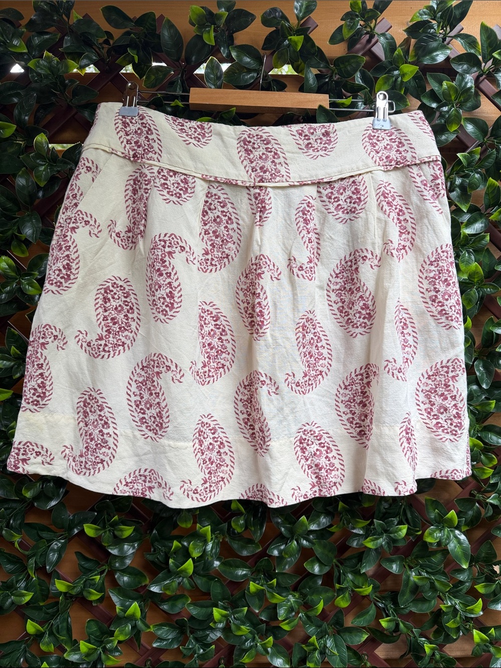LOFT Cream A-Line Linen Skirt with Pink Paisley Print